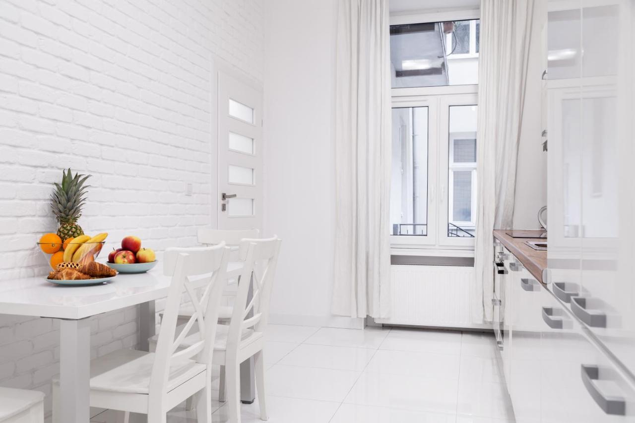 Househost Apartment: Bonerowska 5/11 Appartement *